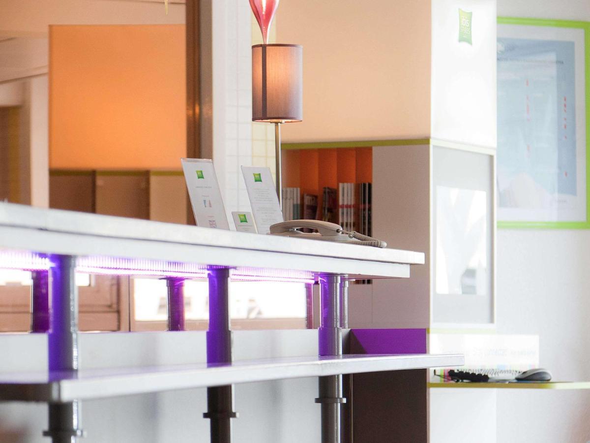 Hotel Ibis Styles Bourg En Bresse Exterior foto