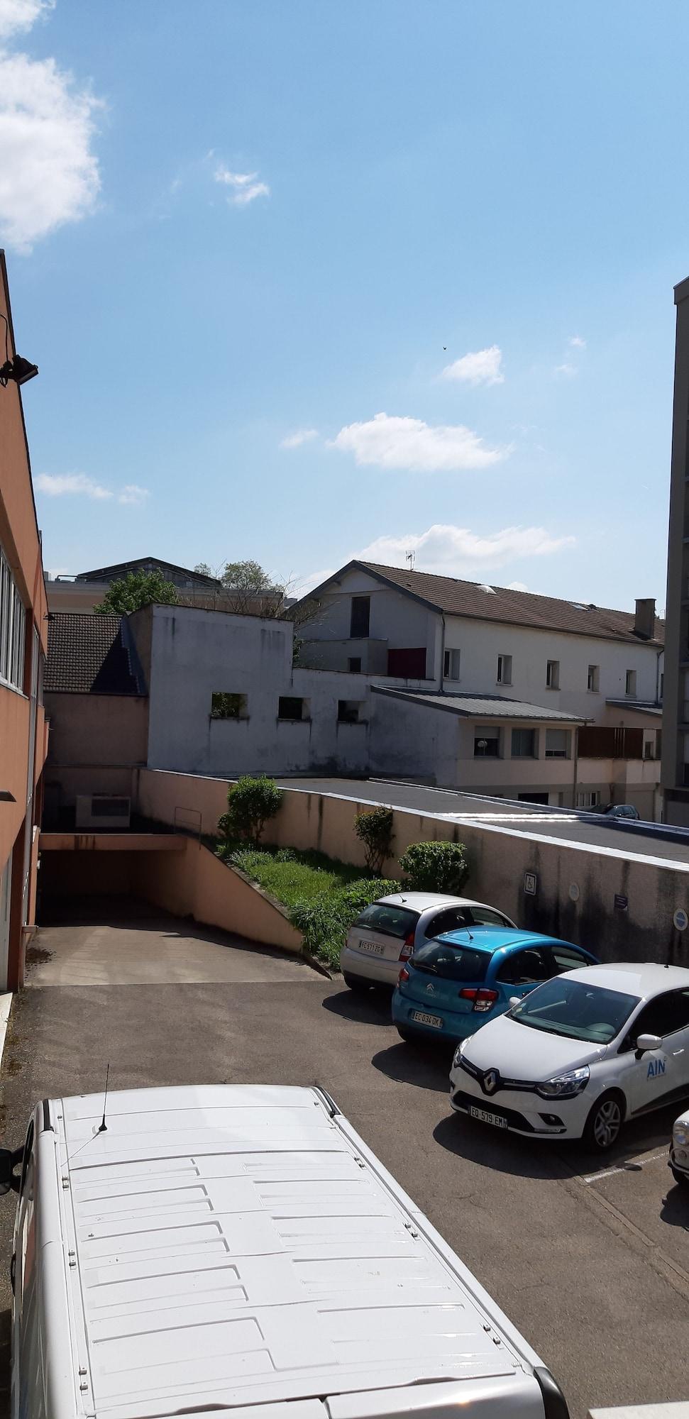 Hotel Ibis Styles Bourg En Bresse Exterior foto