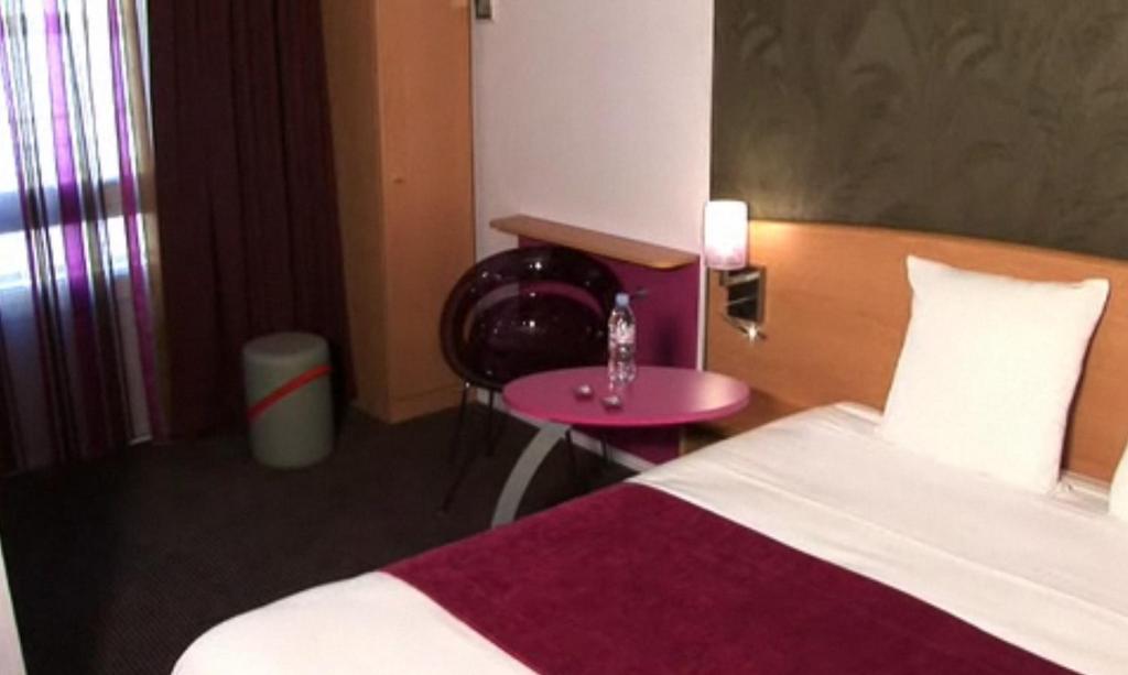 Hotel Ibis Styles Bourg En Bresse Habitación foto