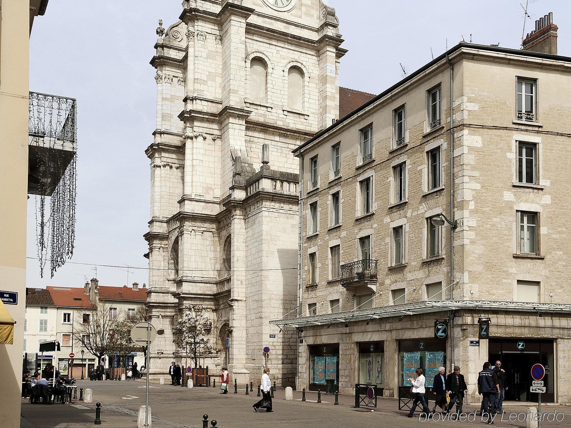 Hotel Ibis Styles Bourg En Bresse Exterior foto