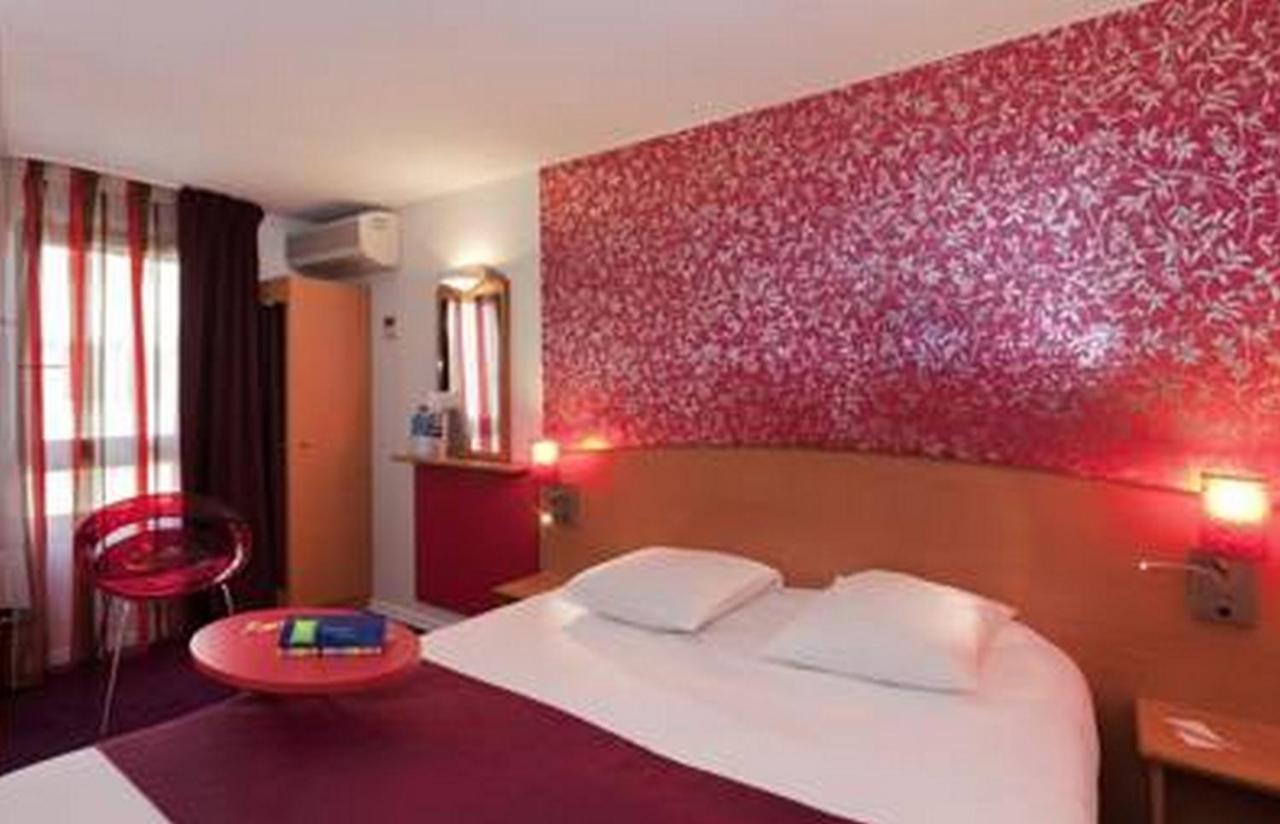 Hotel Ibis Styles Bourg En Bresse Habitación foto